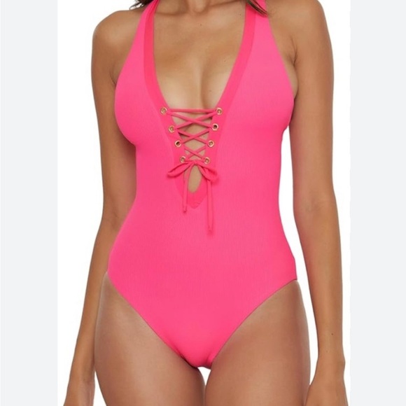 Becca Swimsuit- New 🌴🌴🏖🏖 - Picture 2 of 13